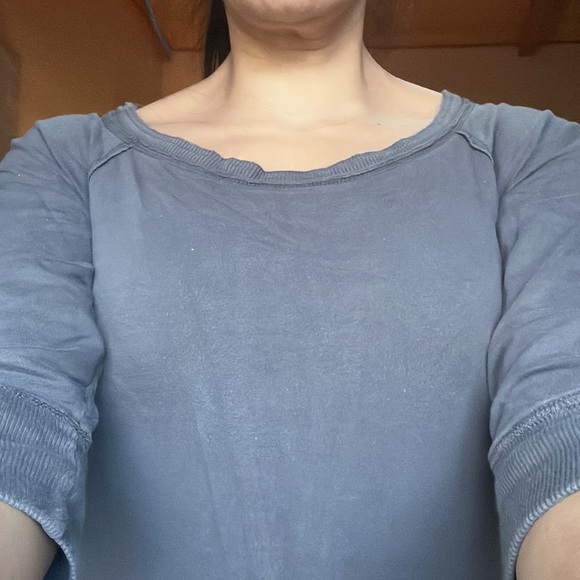 Forever 21 casual grey tunic sweater shirt, 3/4 sleeve with front pockets - Picture 3 of 4